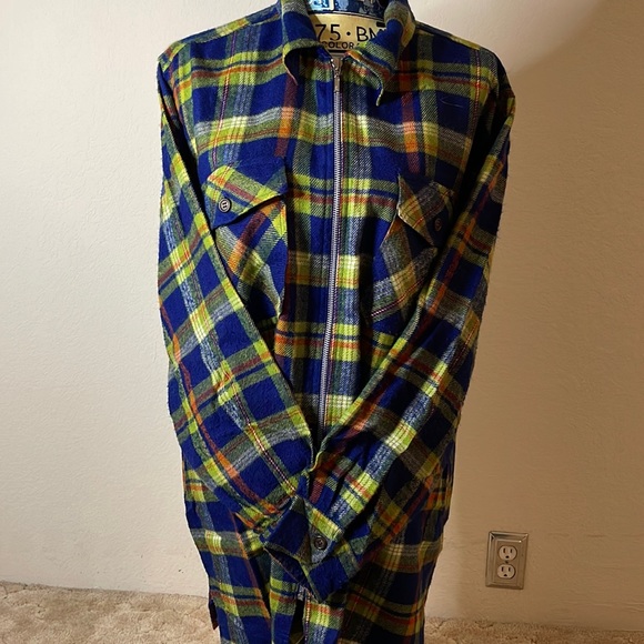 Women’s Plaid Jacket - Picture 1 of 5